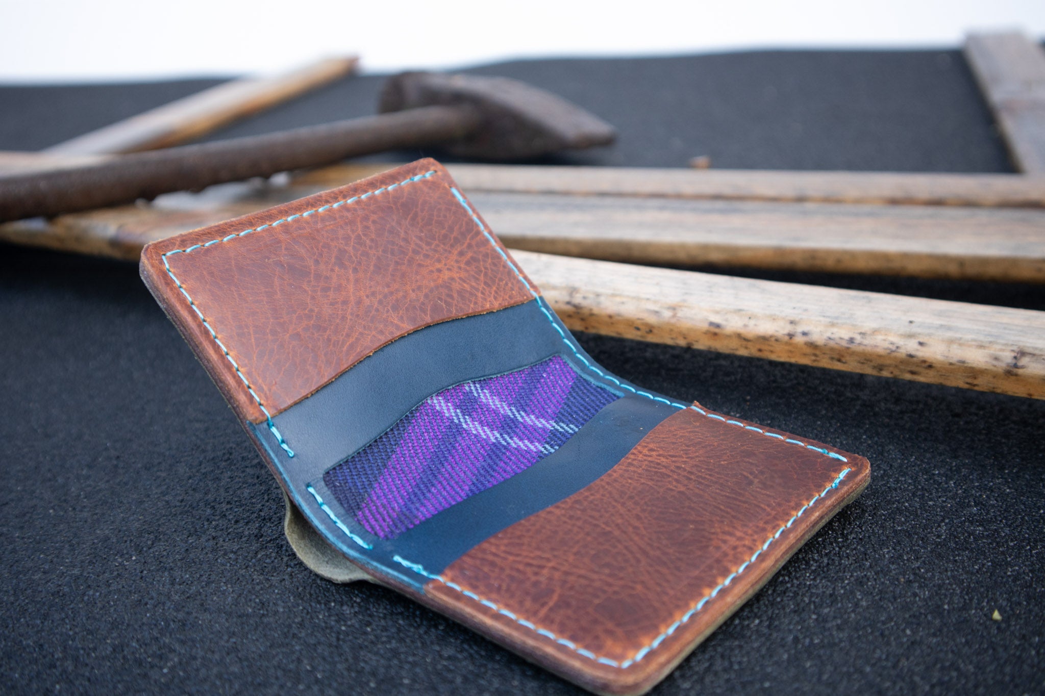 Chieftain wallet lined with tartan