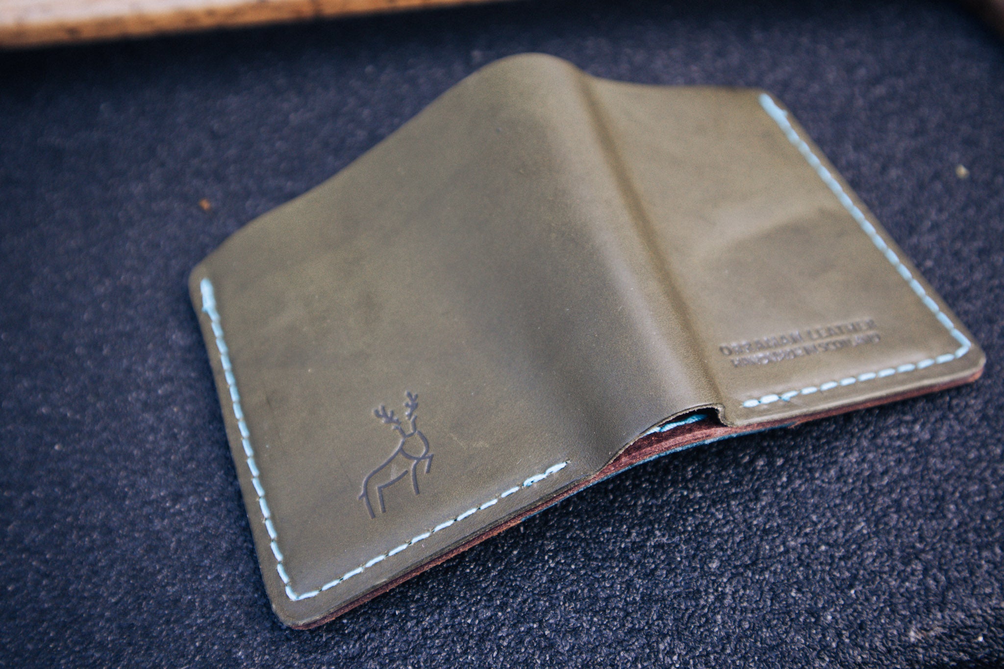 Chieftain wallet lined with tartan