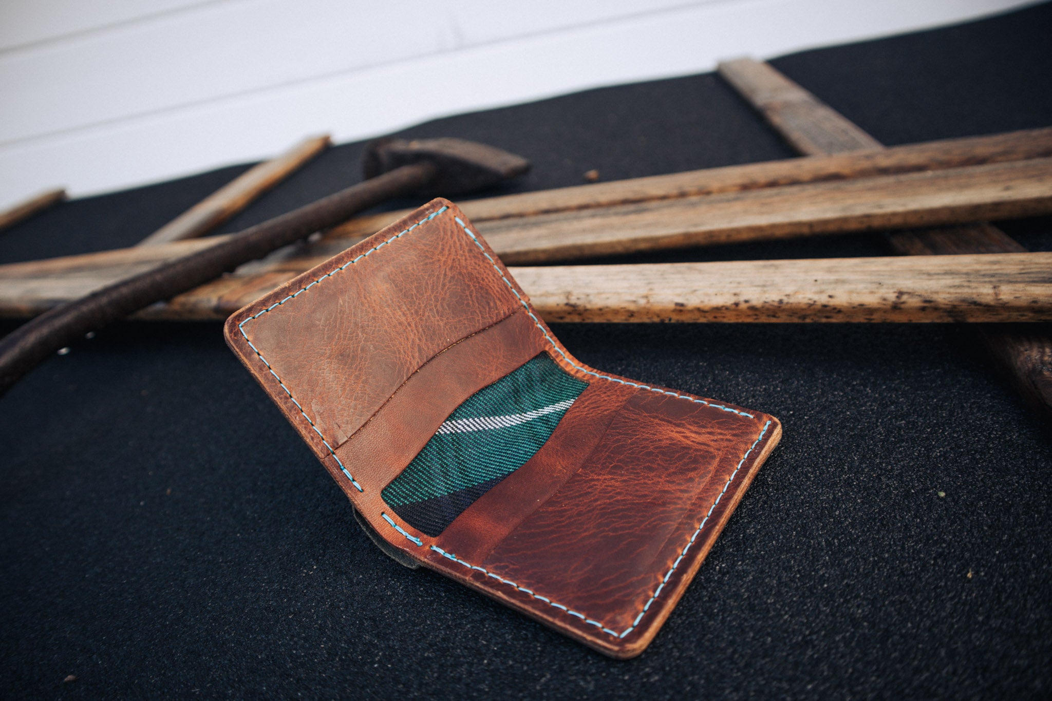 Chieftain wallet lined with tartan