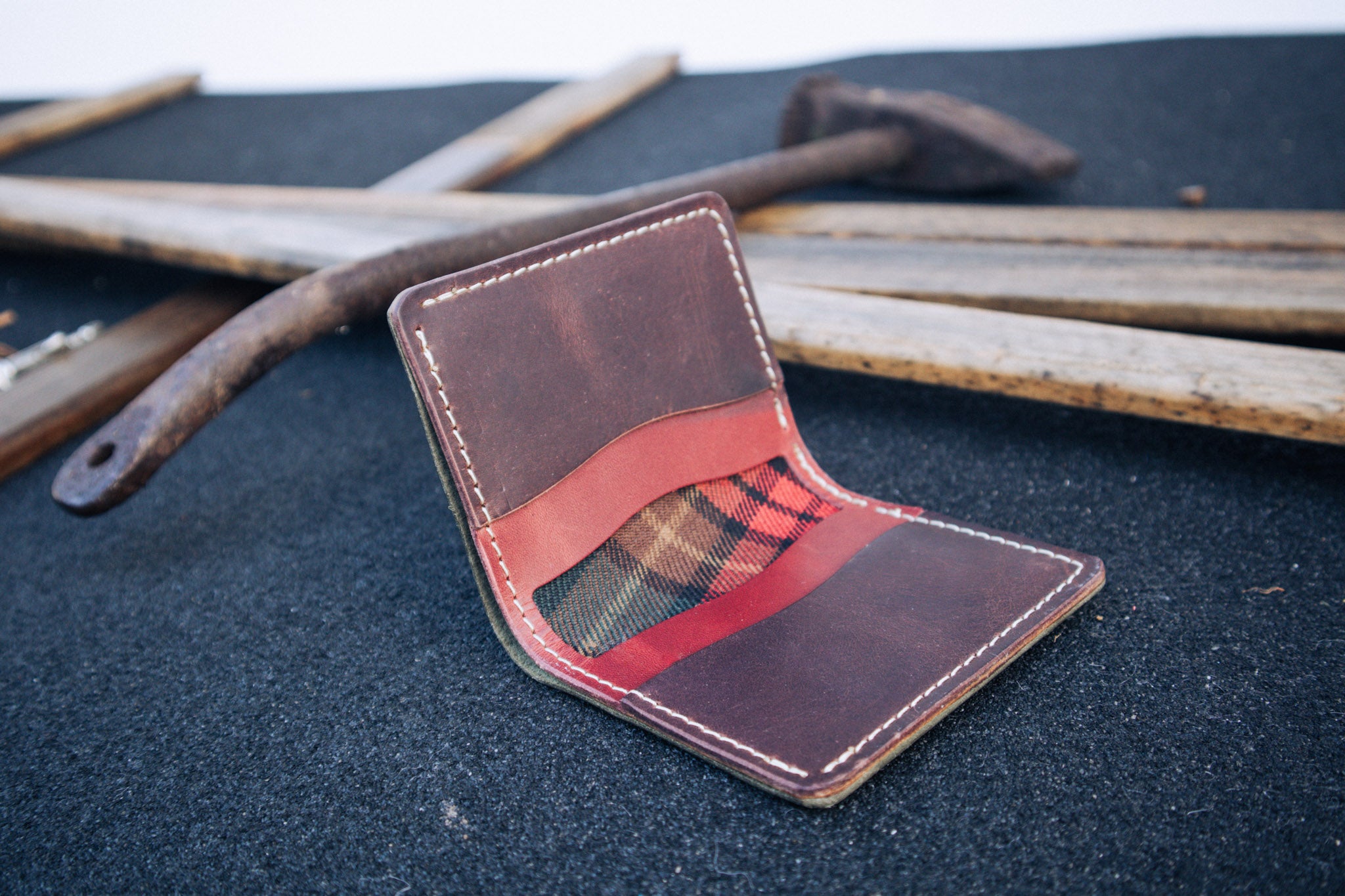 Chieftain wallet lined with tartan