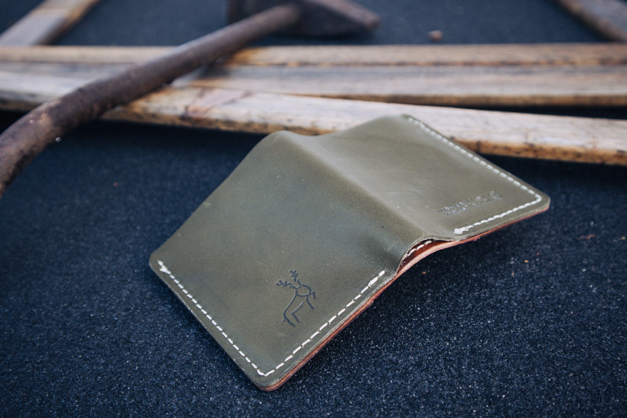 Chieftain wallet lined with tartan